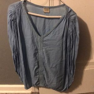 Women Sleeveless top